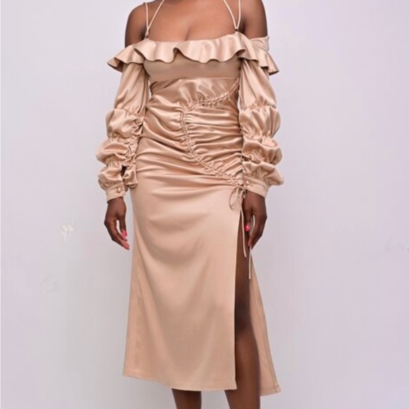 NWP DRESS - Picture 1 of 6